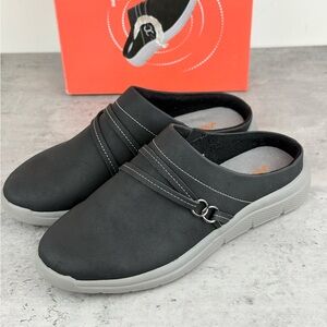 JSport Slip On Gina Mule Shoes Womens Size 9M Black Clogs Comfort New In Box